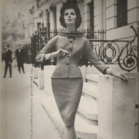 Vintage 1950s–1960s Lilli Ann Wool Suit with Detachable Mink Collar - Picture 10 of 12